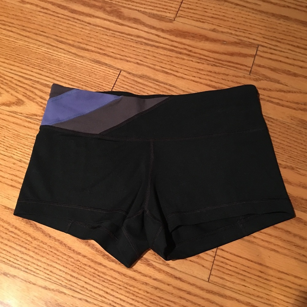 Under Armour StudioLux Shorts